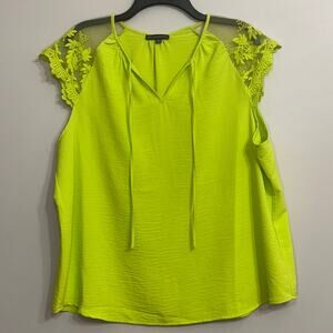 Adrianna Papell Neon Lime Lace Cold Shoulder Blouse XL